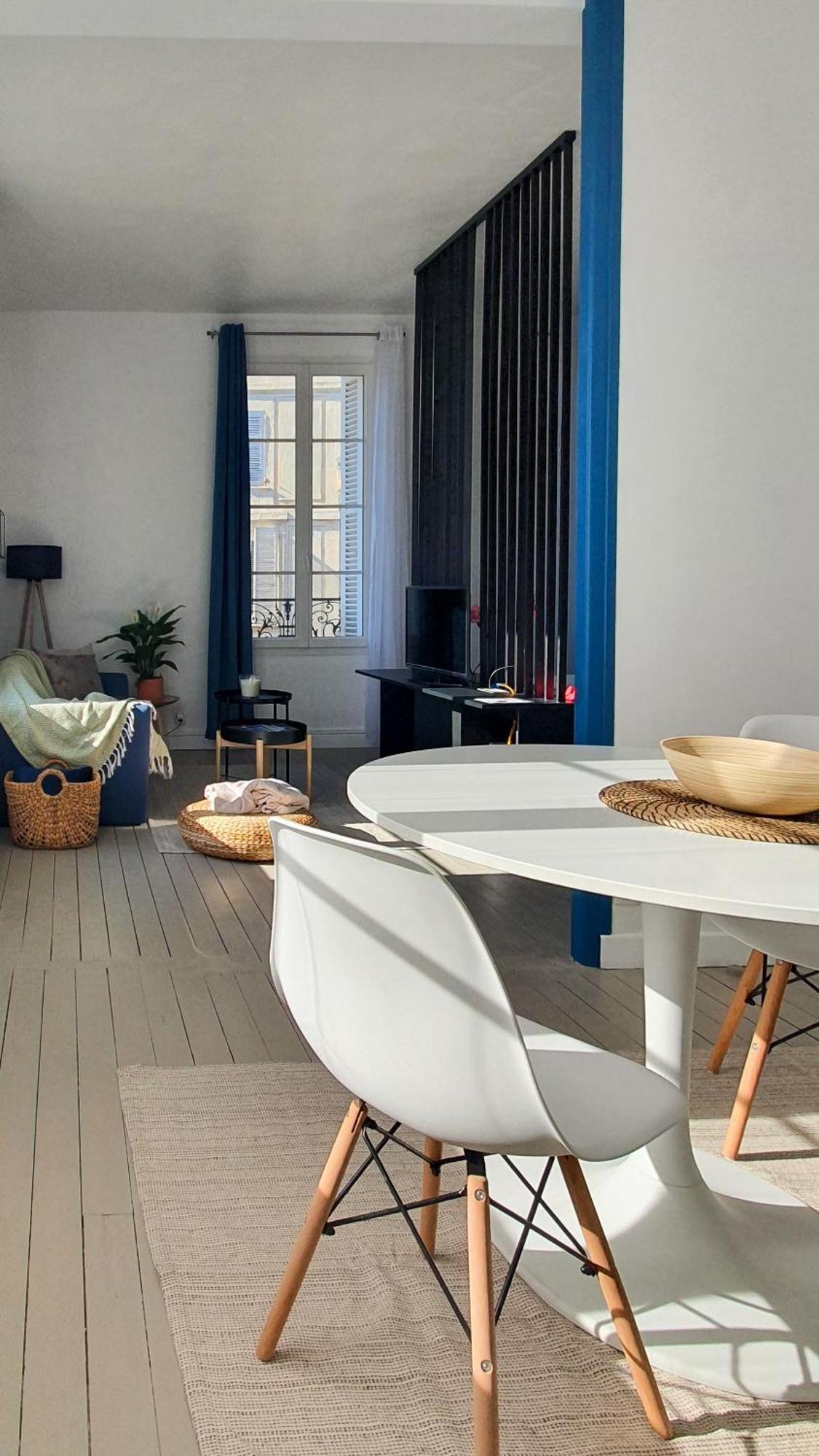 Charming Studio With View Of The Abbaye-Aux-Hommes Caen Quarto foto
